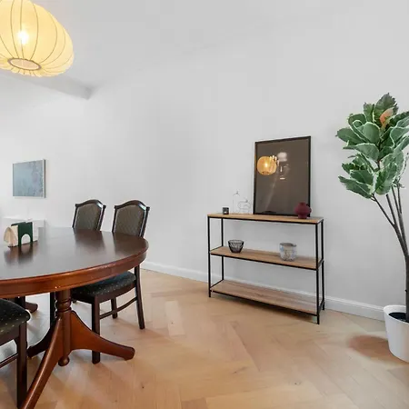 Roomsly I Near Bryggen Διαμέρισμα